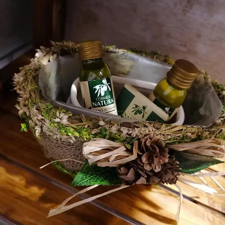 Bed & Breakfast Palazzo Sambiasi 4*