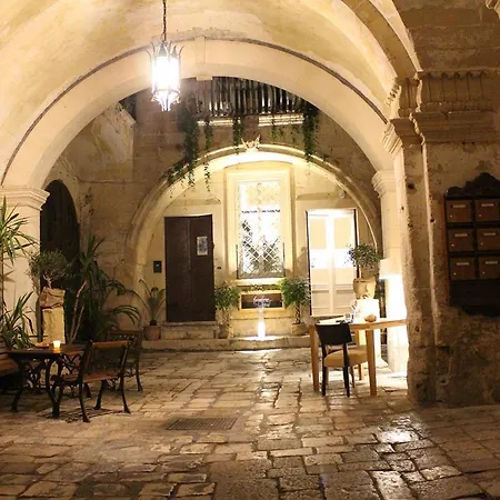 Palazzo Sambiasi 3* Lecce