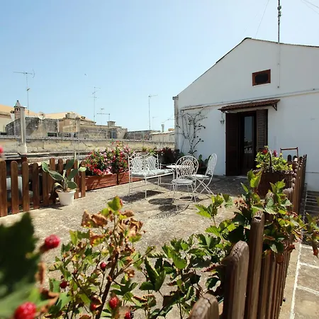 Palazzo Sambiasi Lecce