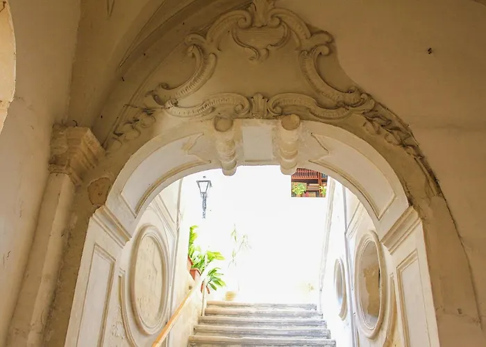 Palazzo Sambiasi Bed & Breakfast
