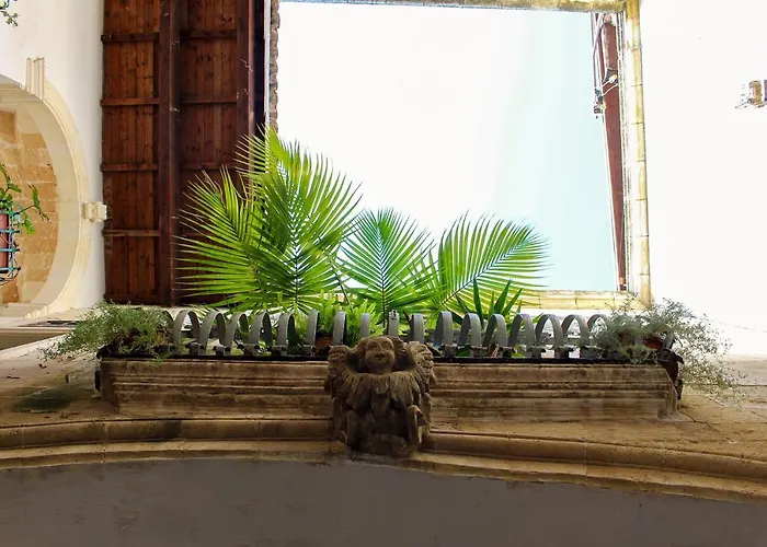 Alojamento de Acomodação e Pequeno-almoço Palazzo Sambiasi Lecce