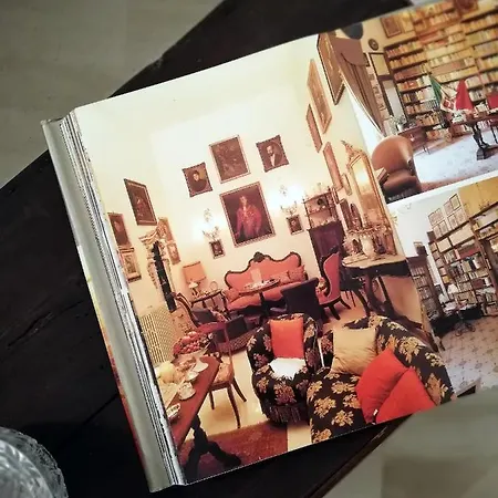 Palazzo Sambiasi 4* ليتشي