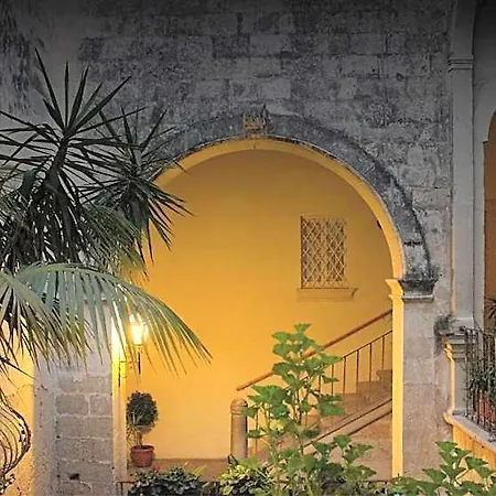 Palazzo Sambiasi